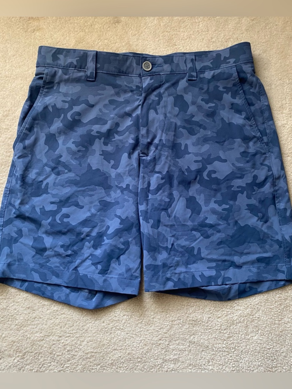 Southern Tide Golf Shorts Size 33 Men’s Hiking Camo Blue Performance Fishing